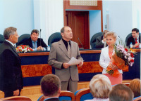 вручение почетного знака За заслуги перед Чел обл_2005 год